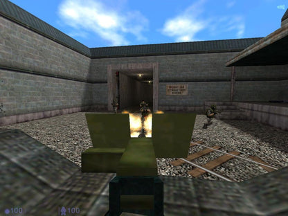 Half-Life Blue Shift 2001 Microsoft Windows PC CD Valve Gearbox-PC Gamez USA